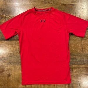Under Armour Men’s short sleeve compression shirt. Size XL.